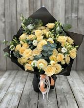 Букет цветов из:  Розы и Лизиантусы #REPLACE_PRED# Ховрино
