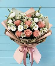 Букет цветов из:  Розы, Альстромерии и Лизиантусы в Ховрино