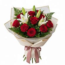 Букет цветов из:  Лилии и Розы в Ховрино