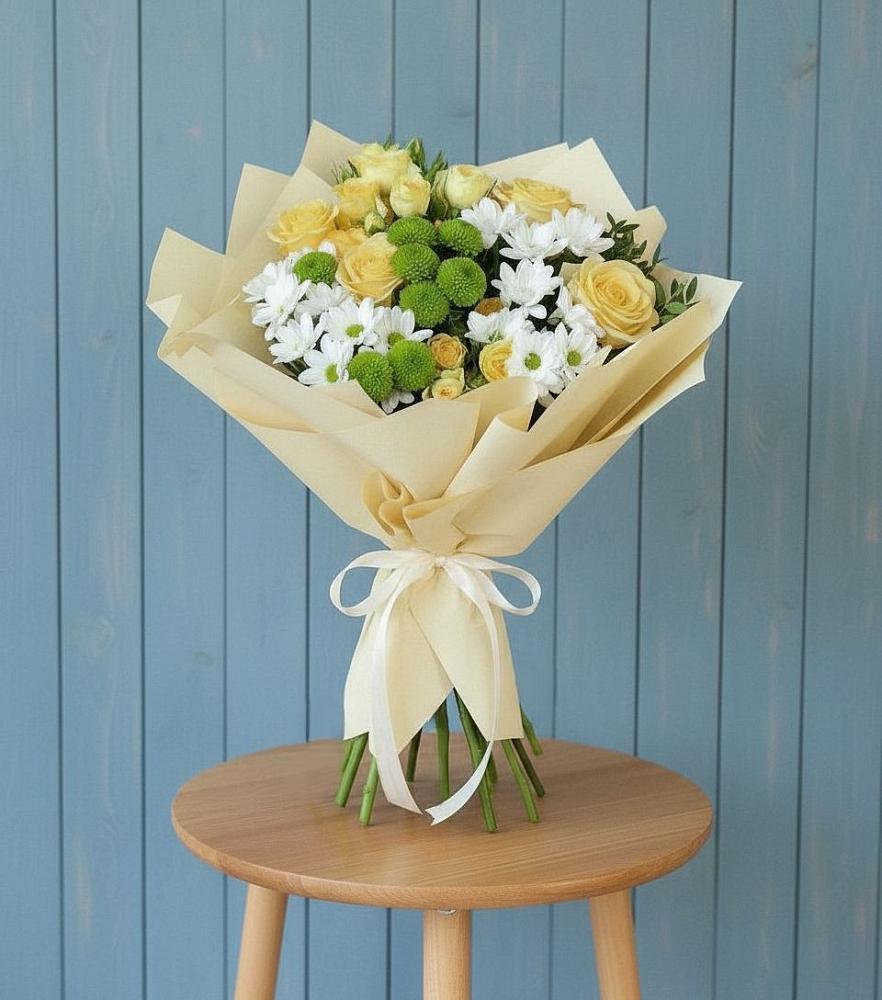 Букет цветов из: Хризантемы и Розы в Ховрино