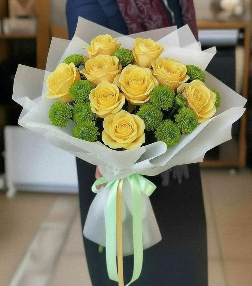 Букет цветов из: Хризантемы и Розы в Ховрино