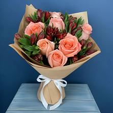 Букет цветов из:  Розы и Альстромерии в Ховрино