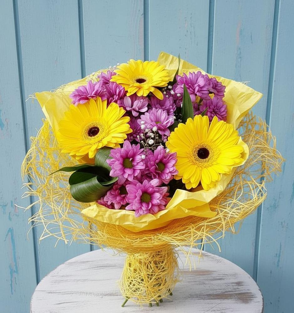 Букет цветов из: Хризантемы и Герберы в Ховрино