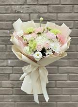 Букет цветов из:  Гвоздики, Розы, Лизиантусы и Хризантемы в Ховрино