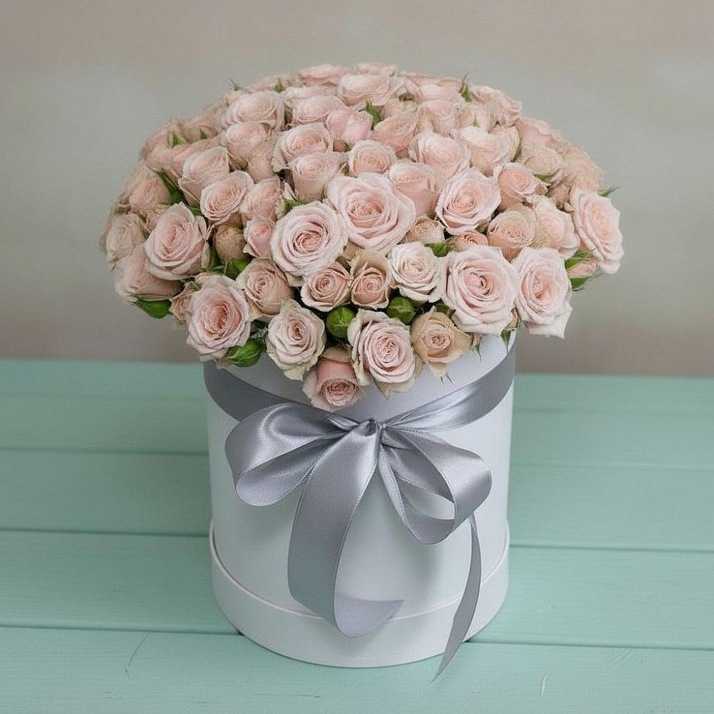 Цветочная композиция из Розы в шляпной коробке в Ховрино